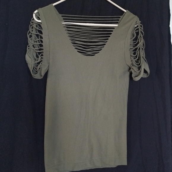 Strappy "shredded" top - Picture 3 of 4